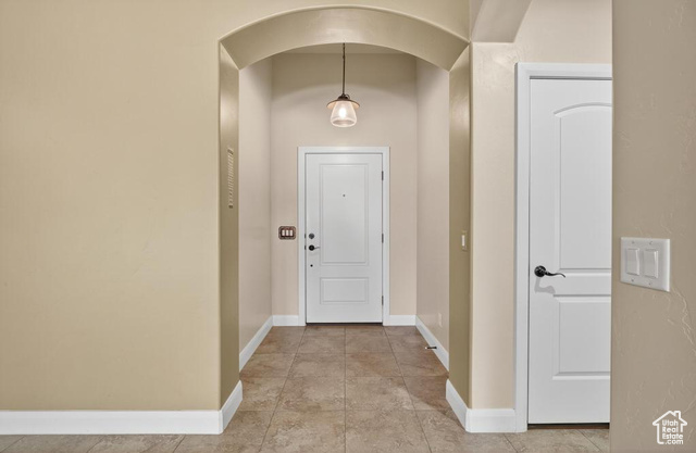Photo 4 for MLS #2103091 at 522 N La Ruta Dr