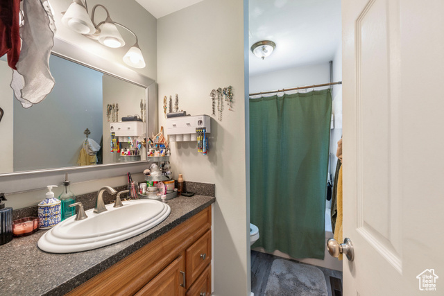 Photo 12 for MLS #2103100 at 301 Birchwood
