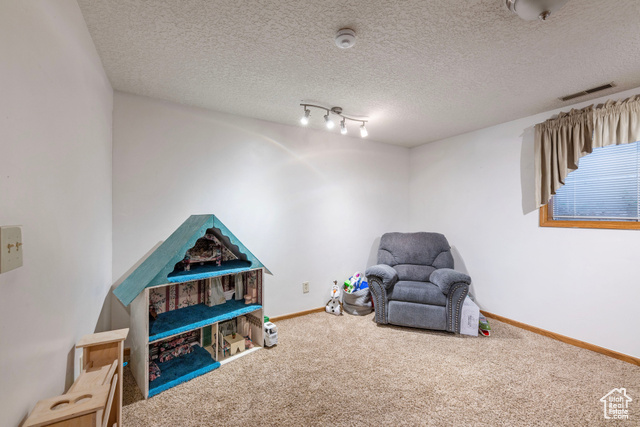 Photo 10 for MLS #2103100 at 301 Birchwood