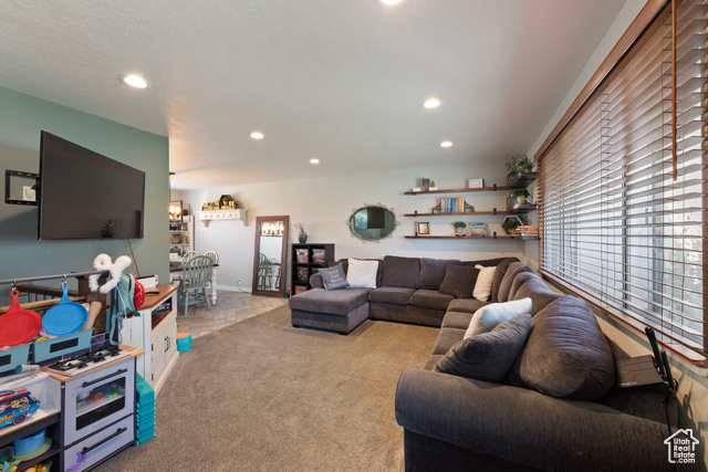 Photo 4 for MLS #2103100 at 301 Birchwood