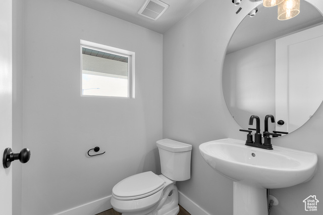 Photo 3 for MLS #2103114 at 3296 W 1570 North