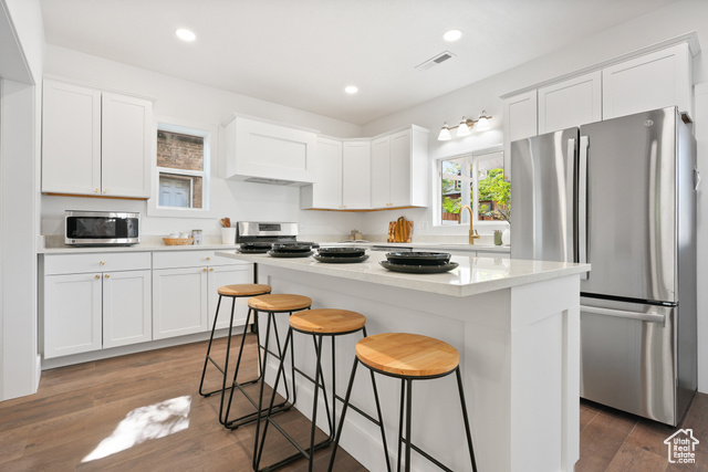Photo 3 for MLS #2103151 at 229 W Fern Ave