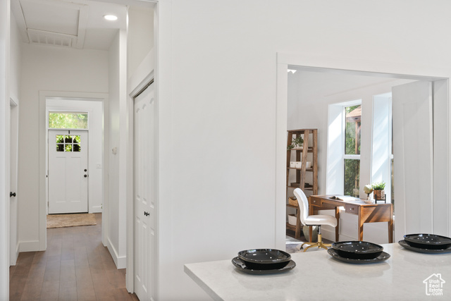 Photo 22 for MLS #2103151 at 229 W Fern Ave