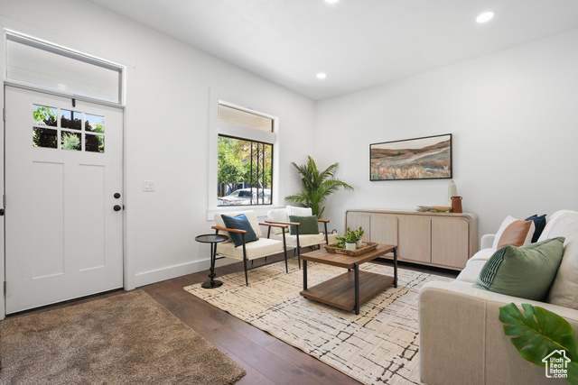 Photo 4 for MLS #2103151 at 229 W Fern Ave