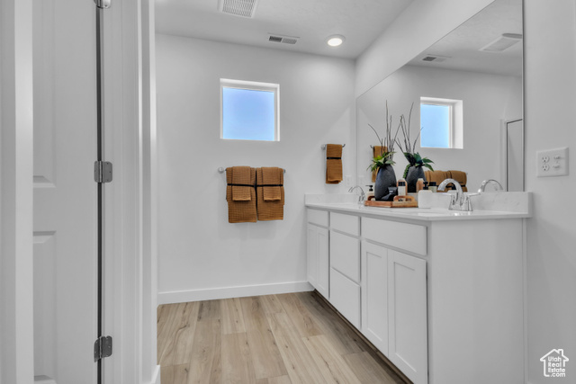 Photo 34 for MLS #2103157 at 1535 N Summer Springs Cv #92