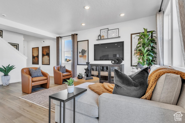Photo 16 for MLS #2103157 at 1535 N Summer Springs Cv #92