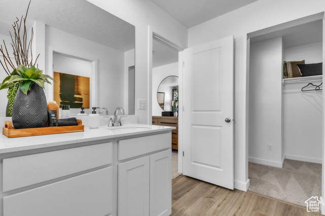 Photo 31 for MLS #2103157 at 1535 N Summer Springs Cv #92