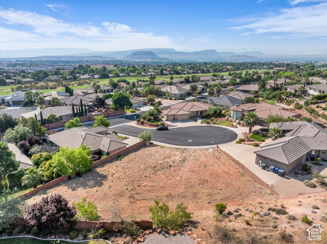 1086 W MONTEZUMA CIR, Washington UT 84780