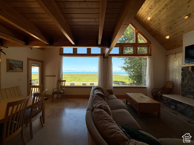 2206 N 660 St W