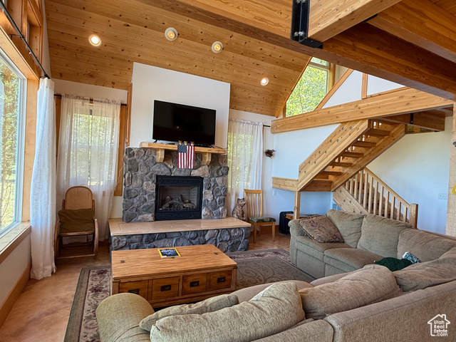 2206 N 660 St W