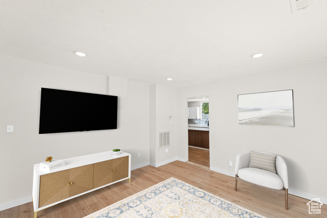 Photo 19 for MLS #2103237 at 142 W 2nd St