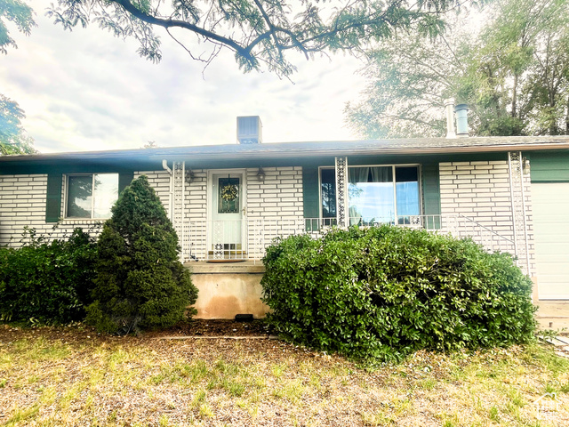 Photo 52 for MLS #2103277 at 1171 W Gordon Ave