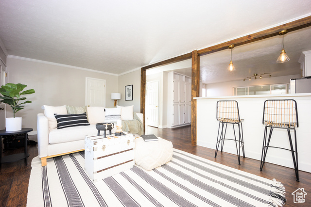 Photo 7 for MLS #2103277 at 1171 W Gordon Ave