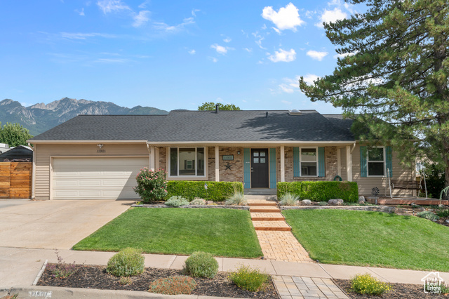11901 S WOODRIDGE RD, Sandy UT 84094