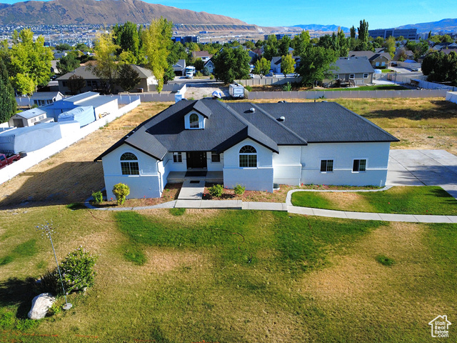 Photo 2 for MLS #2103318 at 353 W Redberry Rd