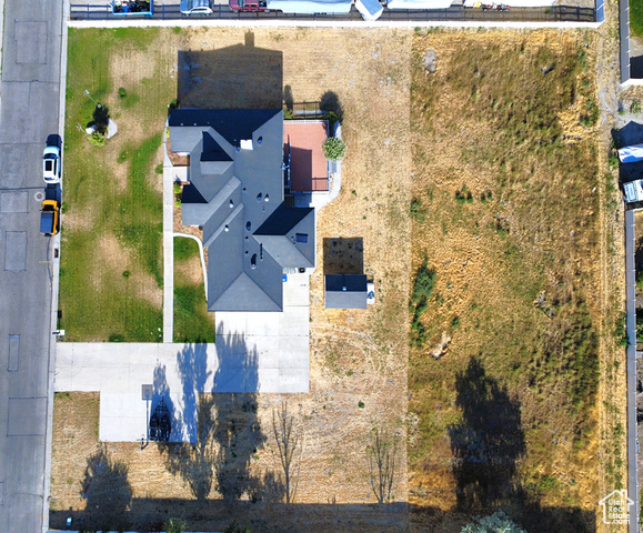 Photo 67 for MLS #2103318 at 353 W Redberry Rd