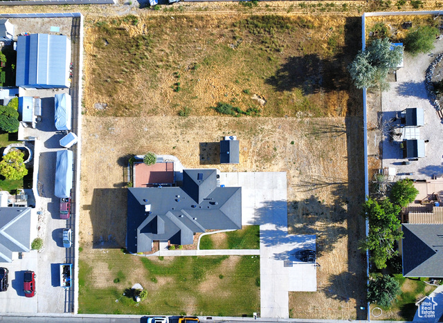 Photo 66 for MLS #2103318 at 353 W Redberry Rd