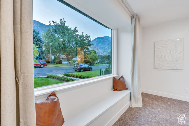 Photo 6 for MLS #2103322 at 3129 N Cherokee Ln