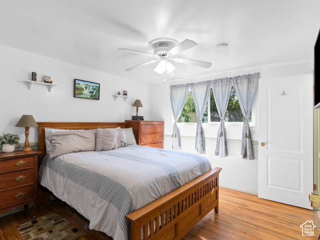 Photo 7 for MLS #2103323 at 4545 S Thornwood Ave