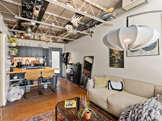 Photo 6 for MLS #2103368 at 360 W Broadway #619