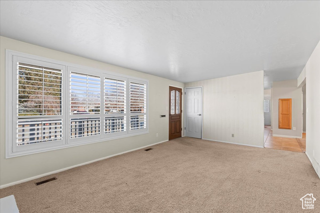Photo 5 for MLS #2103373 at 500 E Julep Dr