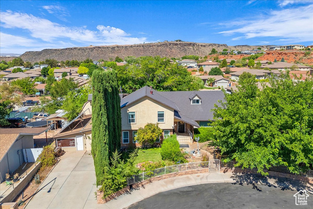 MLS #2103407                     located at 1009 N 2050 East Cir,
                     St. George, UT