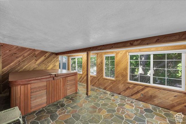 Photo 18 for MLS #2103407 at 1009 N 2050 East Cir