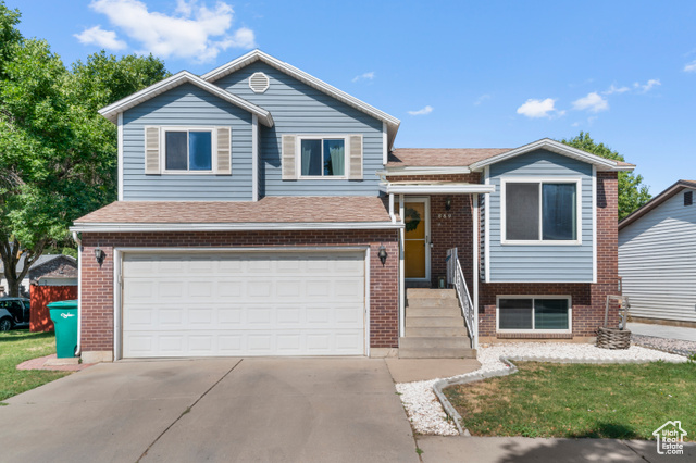 889 S CLOVER CIR, Ogden UT 84404