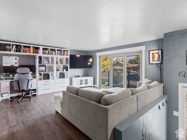 3295 W 4850 S, Roy UT 84067