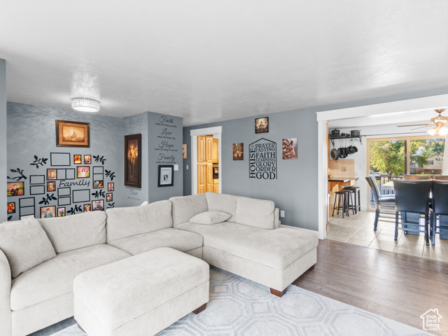 Photo 7 for MLS #2103417 at 3295 W 4850 South