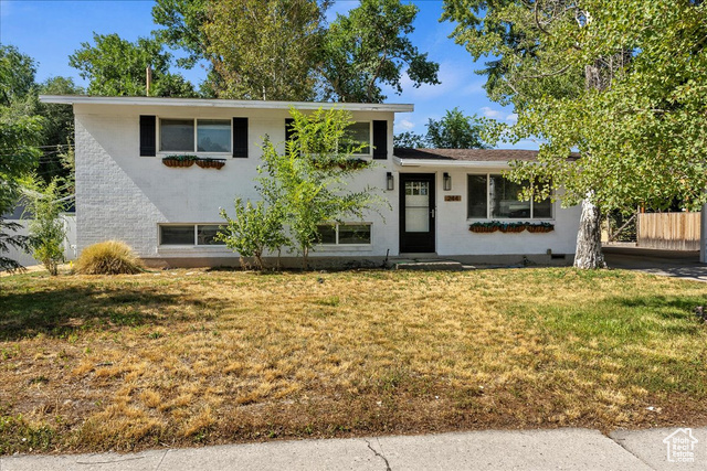 244 W 250 S, Kaysville UT 84037