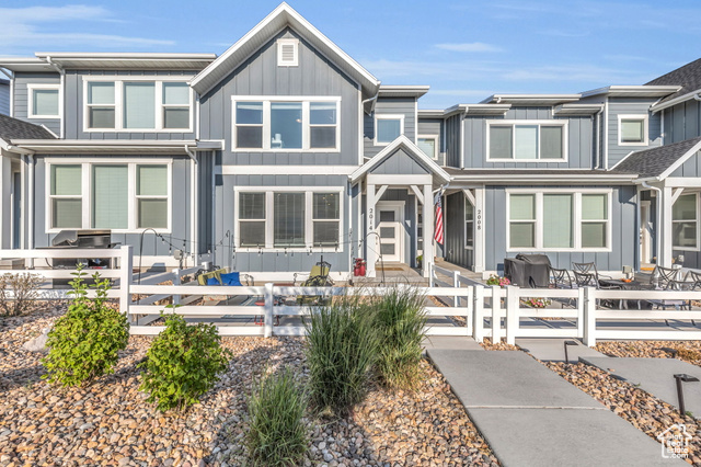 2014 N CHIANTI ST, Saratoga Springs UT 84045