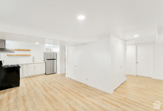 Photo 27 for MLS #2103440 at 878 E Elgin Ave