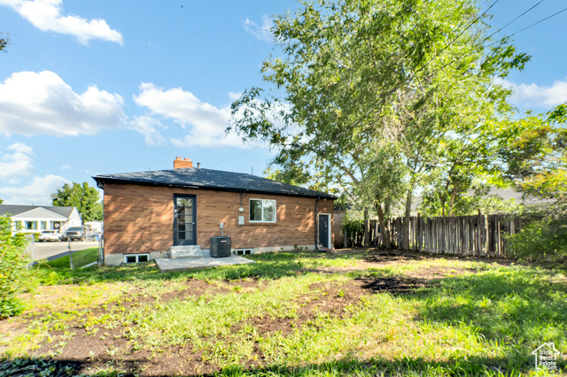 Photo 32 for MLS #2103440 at 878 E Elgin Ave