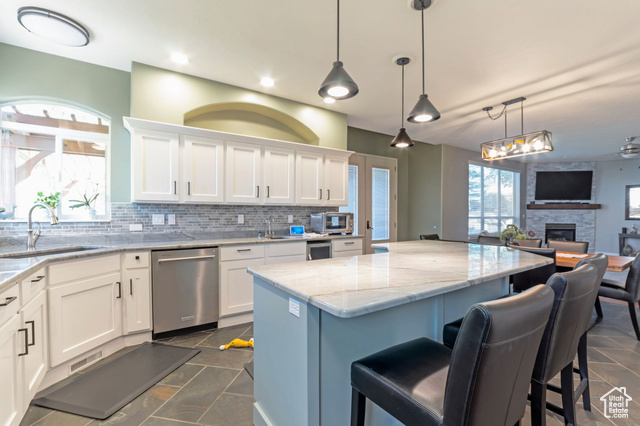 Photo 8 for MLS #2103448 at 3975 S Monarch Dr