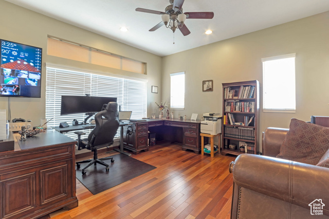 Photo 7 for MLS #2103448 at 3975 S Monarch Dr