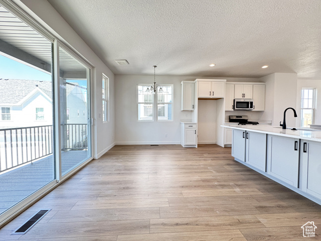 Photo 11 for MLS #2103451 at 6923 W South Jordan Pkwy
