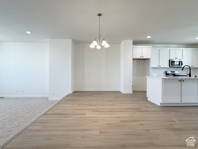 Photo 4 for MLS #2103458 at 6921 W South Jordan Pkwy