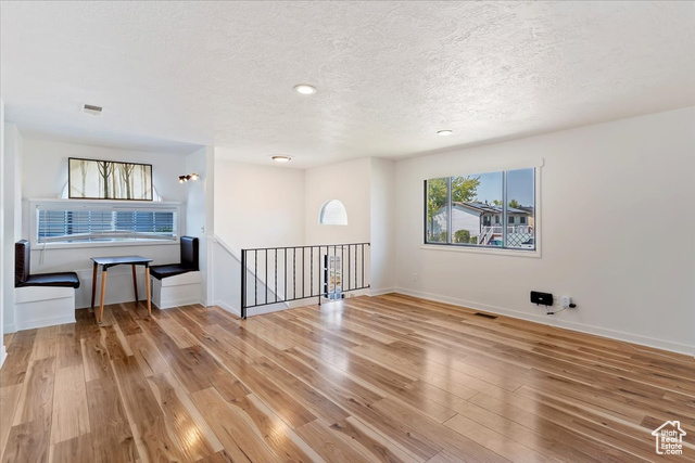Photo 7 for MLS #2103463 at 475 W 2400 South