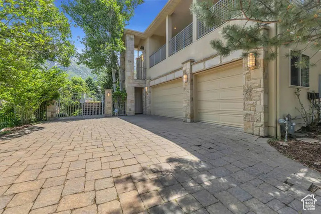 Photo 19 for MLS #2103484 at 2548 E Dimple Dell Rd