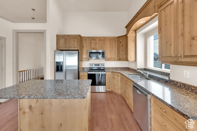 Photo 8 for MLS #2103490 at 687 E 1600 South