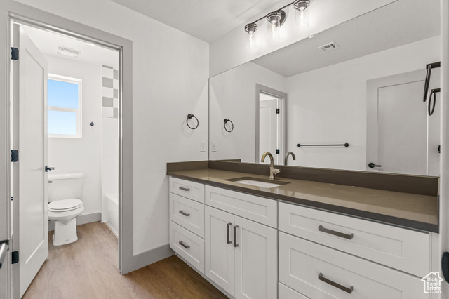 Photo 30 for MLS #2103497 at 1033 E Coyote Crest Dr