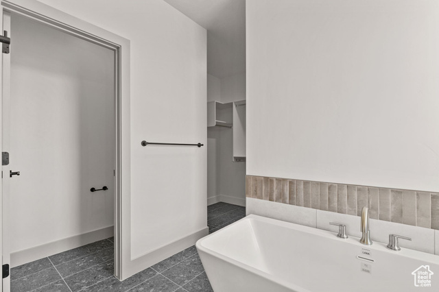 Photo 17 for MLS #2103497 at 1033 E Coyote Crest Dr