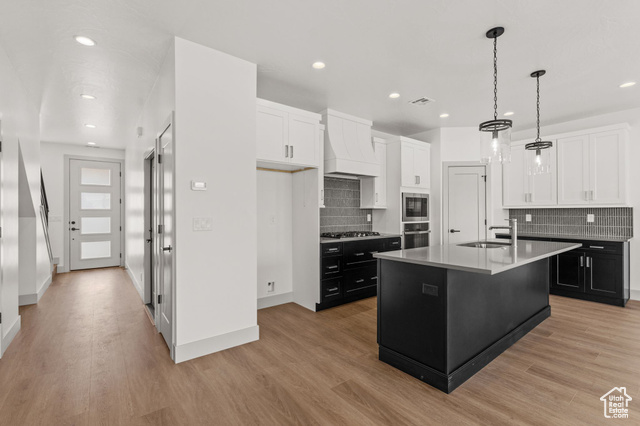 Photo 5 for MLS #2103497 at 1033 E Coyote Crest Dr