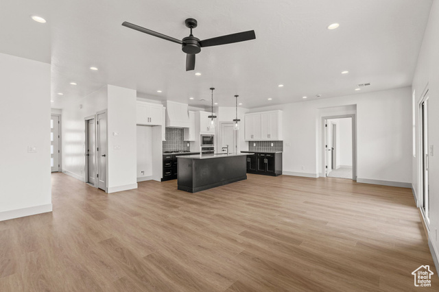 Photo 6 for MLS #2103497 at 1033 E Coyote Crest Dr