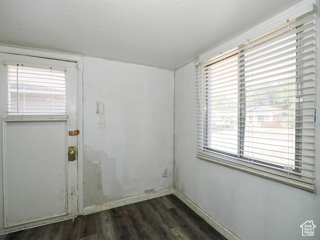 Photo 18 for MLS #2103515 at 3564 S Jefferson Ave