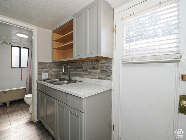 Photo 12 for MLS #2103515 at 3564 S Jefferson Ave