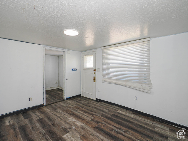 Photo 8 for MLS #2103515 at 3564 S Jefferson Ave