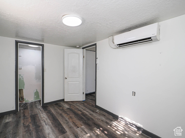 Photo 15 for MLS #2103515 at 3564 S Jefferson Ave