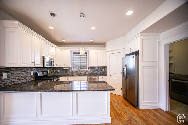Photo 8 for MLS #2103516 at 3883 E Hopi Rd